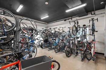 Bike Storage at Vista St. Clair, Portland